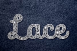 Photoshop如何制作漂亮的蕾丝花纹字教程(图文教程)