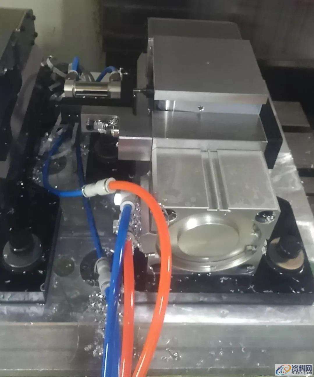 薄壁件加工方案PART 01 如何保证夹具没有铁屑？PART 02 薄壁件平行度保证方法。PART 03 燕尾槽加工方案,第1张