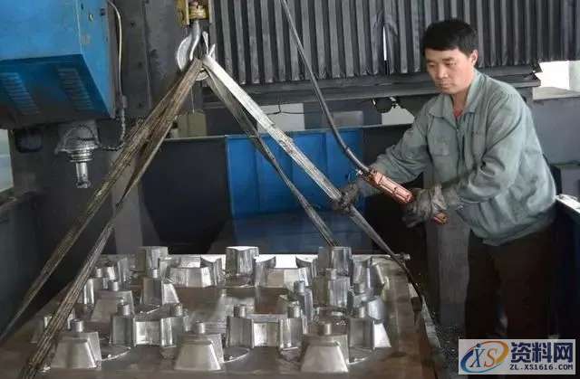 冲压模具设计影响量产结构问题：断螺丝、拉伸破裂、不脱料的解决方案 ...,汽车冲压模具设计团队,拉伸,模具设计,冲压,螺丝,第7张